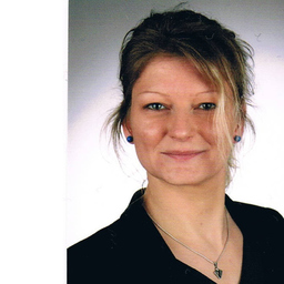 Dina Warnholz
