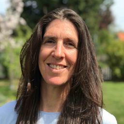 Dr. Nicole Kurzen