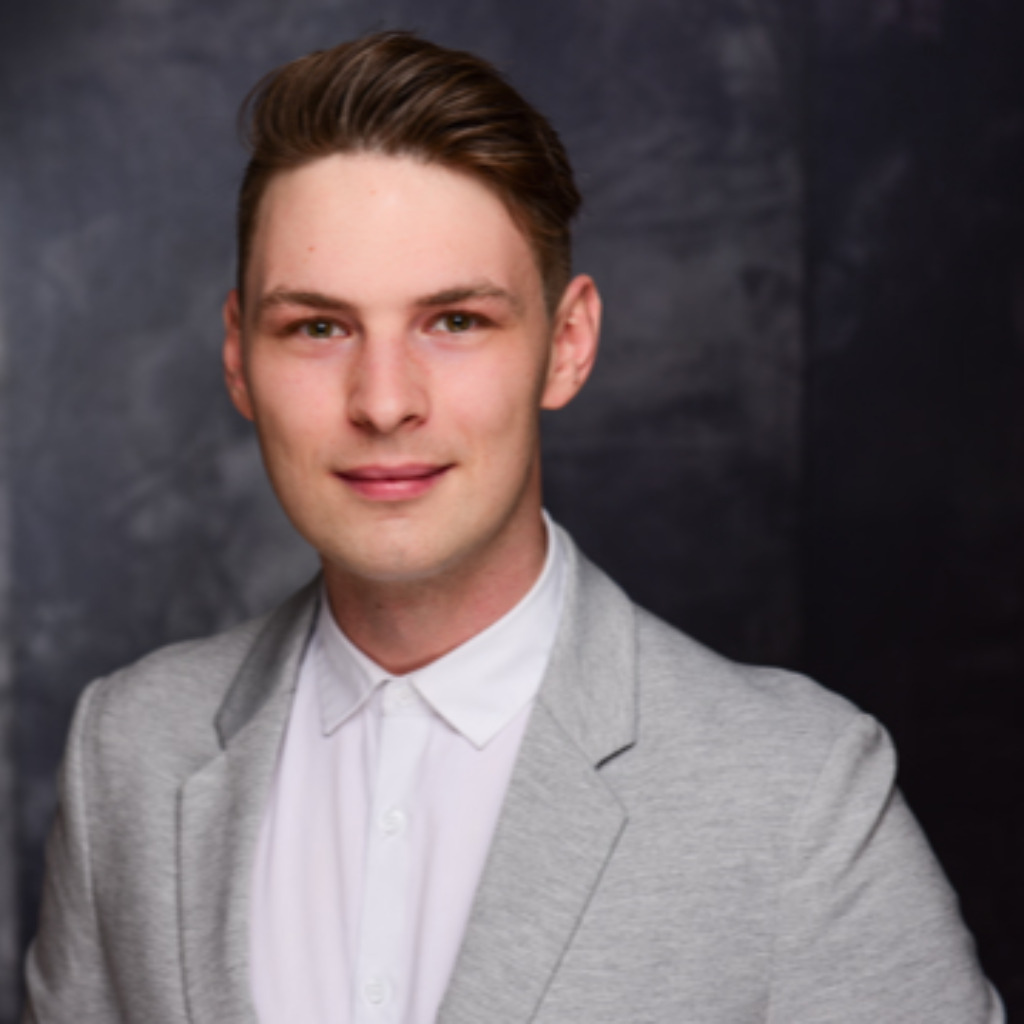 Max Bachlinski Berater Industrie Funk Gruppe GmbH Internationaler