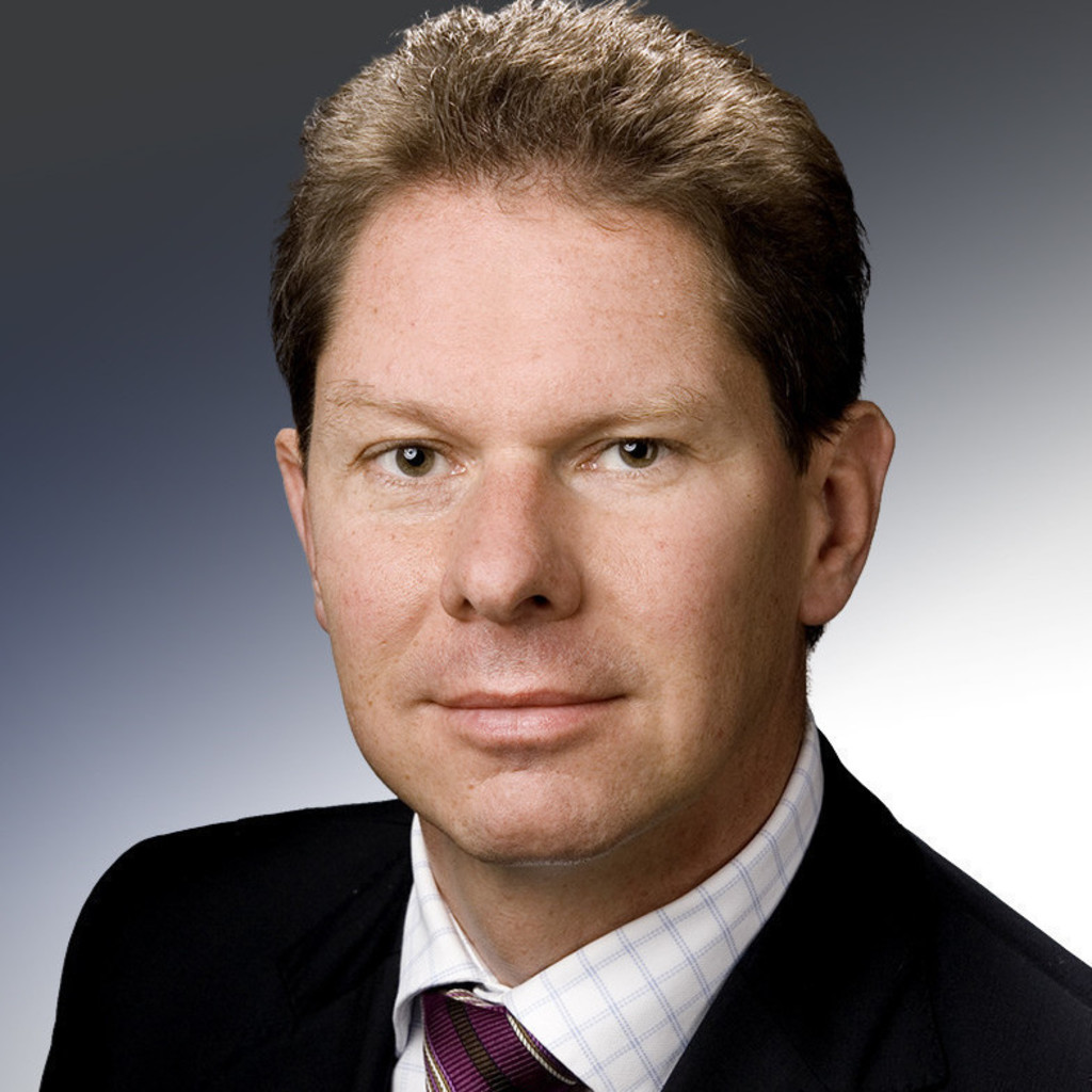 Мистер дарси бриджит джонс. Воронин бизнес тренер. Peter axel. Aksel frank блоггер австрия. Аксель франк.