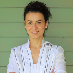 Hüliya Kalkan-Acar