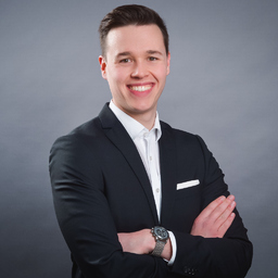 Konstantin Uhl