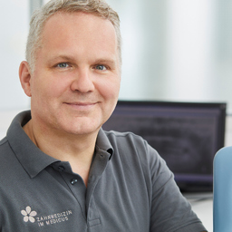 Dr. Artur Kirsch