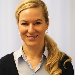Dr. Renée Bartha