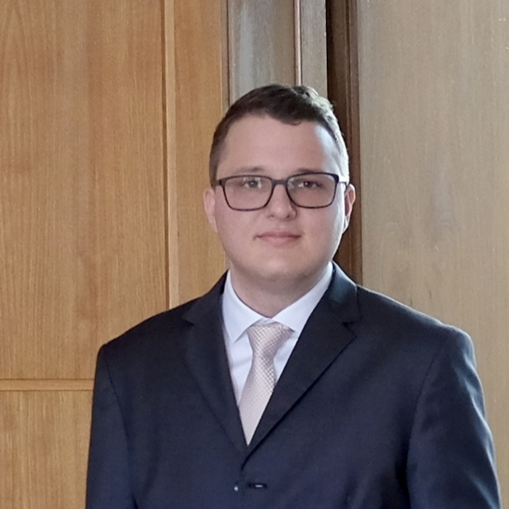 Dr. Maximilian Arnold Senior Research Scientist XING