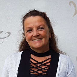 Dr. Ines Karoline Naismith