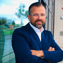 Björn Dönges