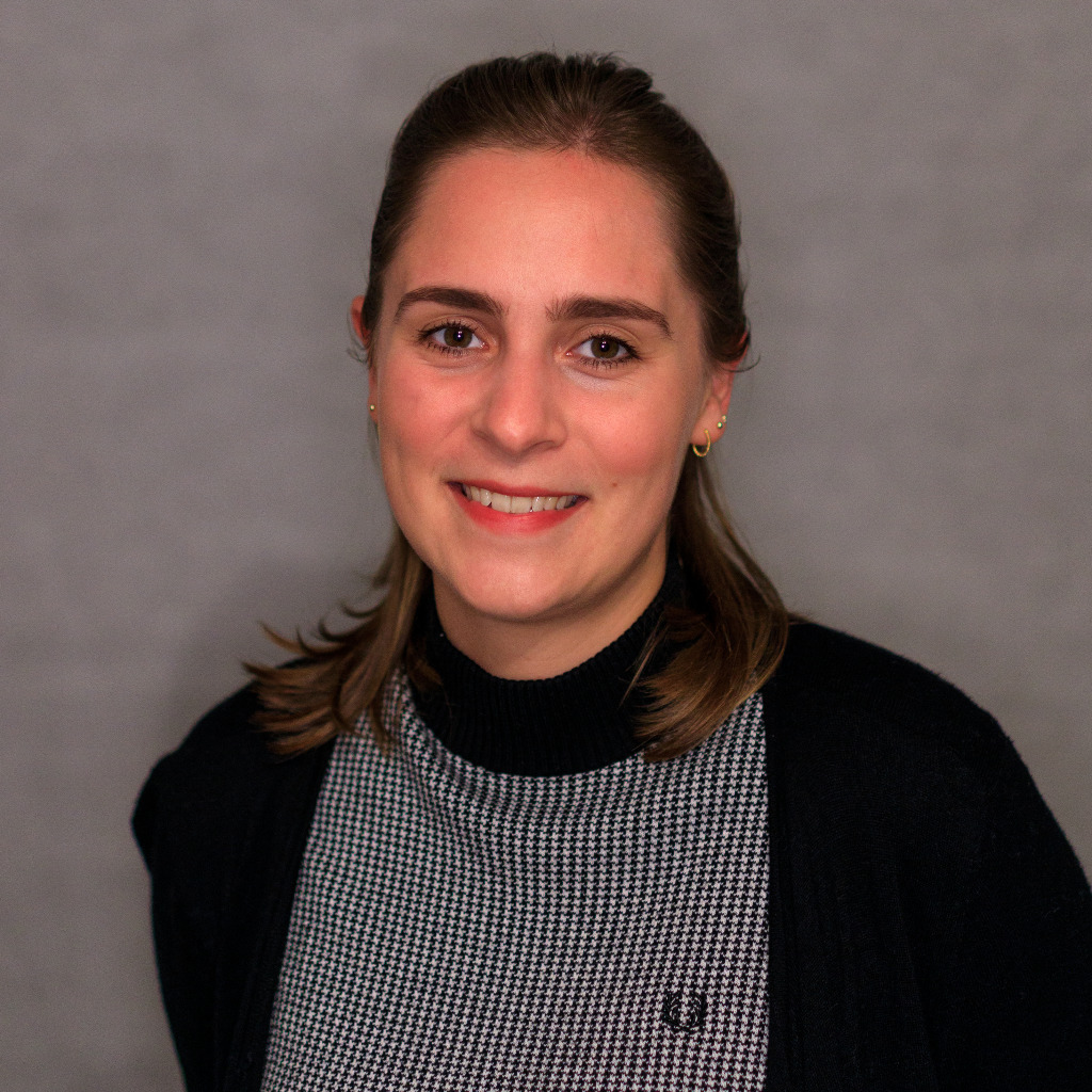 Ellen Festl Stellvertretende Geschäftsführerin Festl