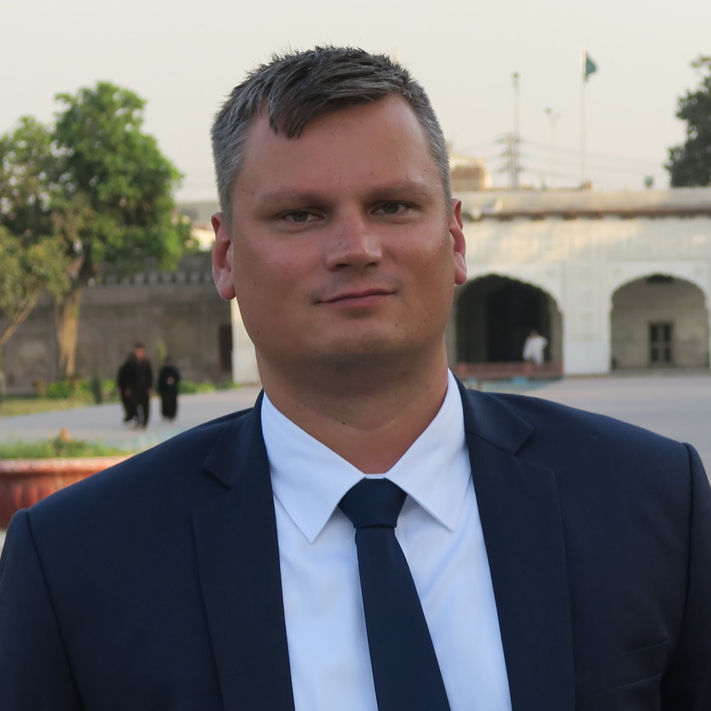 Richard Schoebel Regional Director Quantum Safe ID Quantique XING