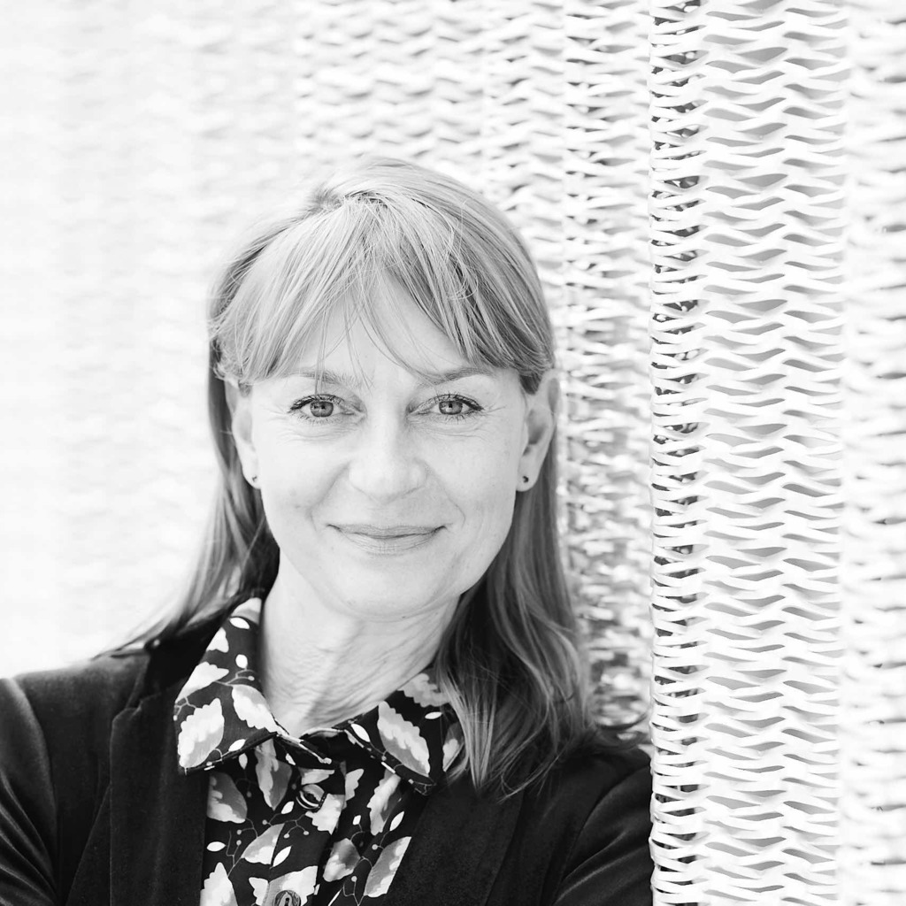 Dagmar Hansen Publishing Director / International Publisher