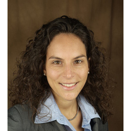 Dr. Julia Steinbacher