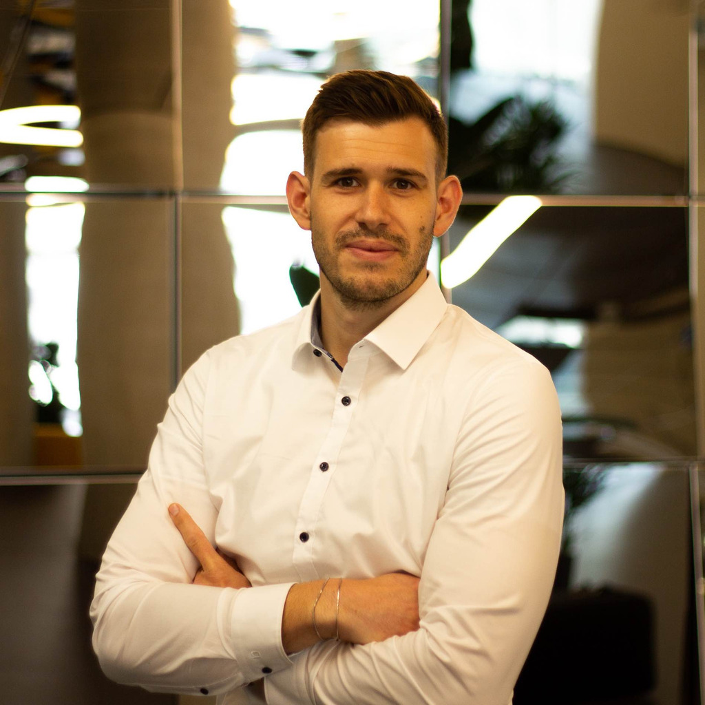 Felix Butz Head of Project Management AG XING