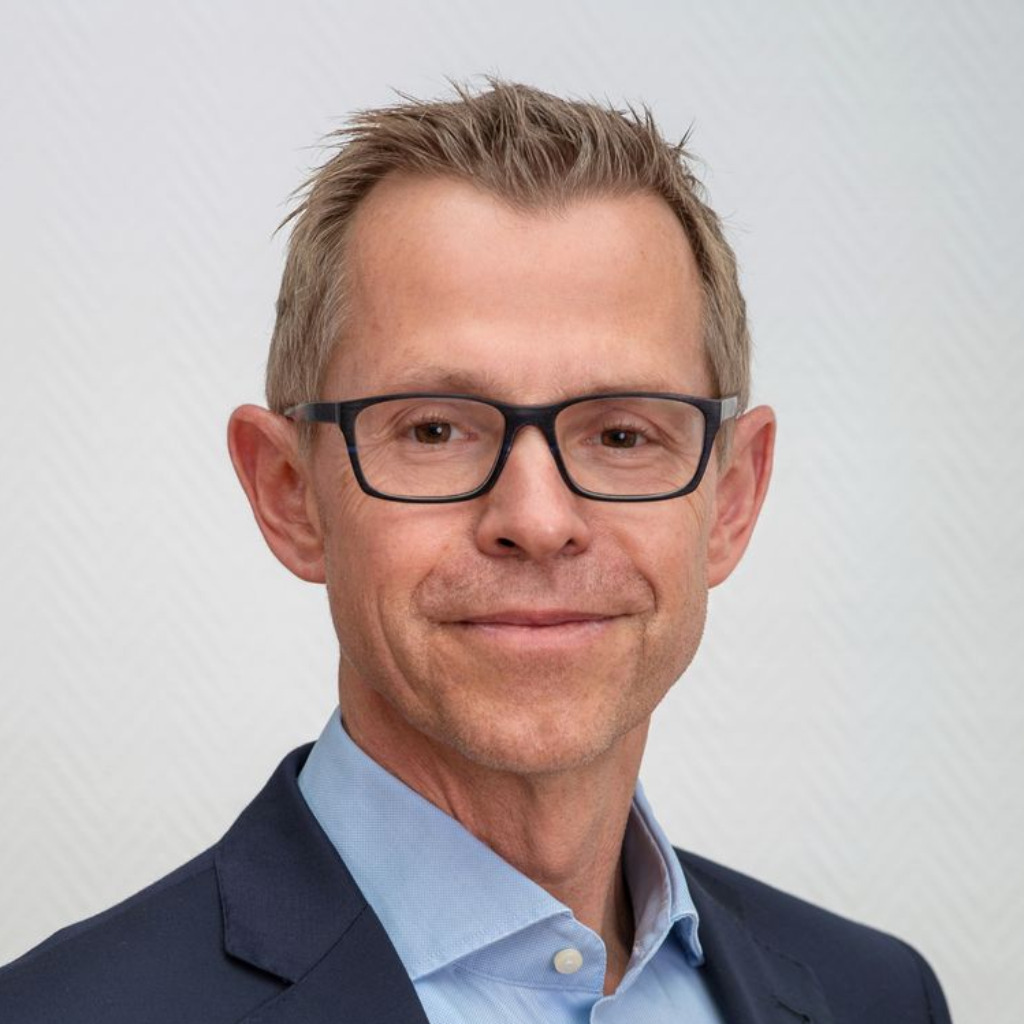 Michael Dienes Prokurist OMNIMAGO GmbH XING