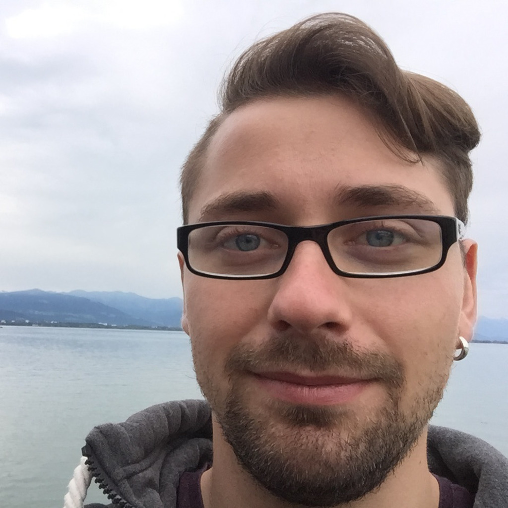 David Drechsel Senior Sourcing Manager EWERK Digital GmbH XING