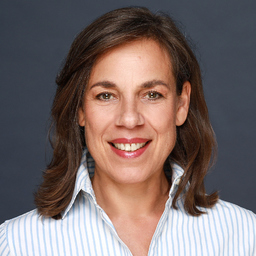 Claudia Castle