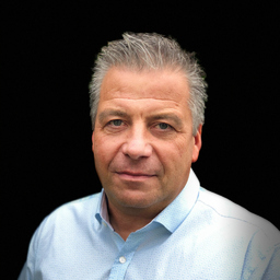 Frank Holly