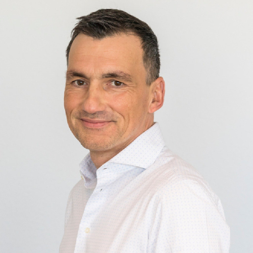 Dipl.Ing. Julian Sayer Vorstand Continum AG XING