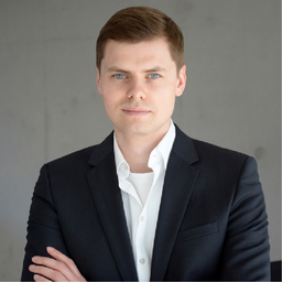 Prof. Dr. Leonard Reinecke