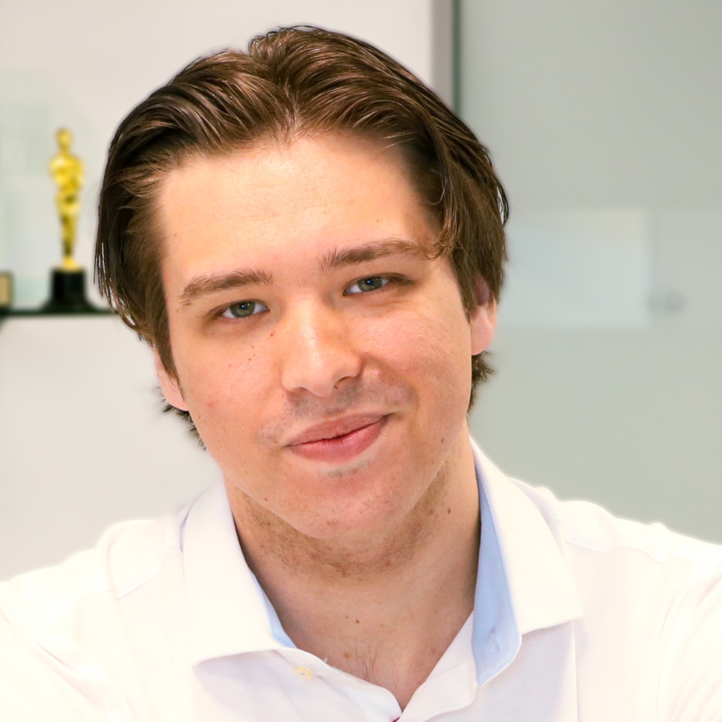 Theodor Philip Headhunter and Consultant MRL Consulting Group XING