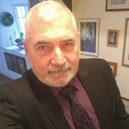 Dr. Martin Valderhaug