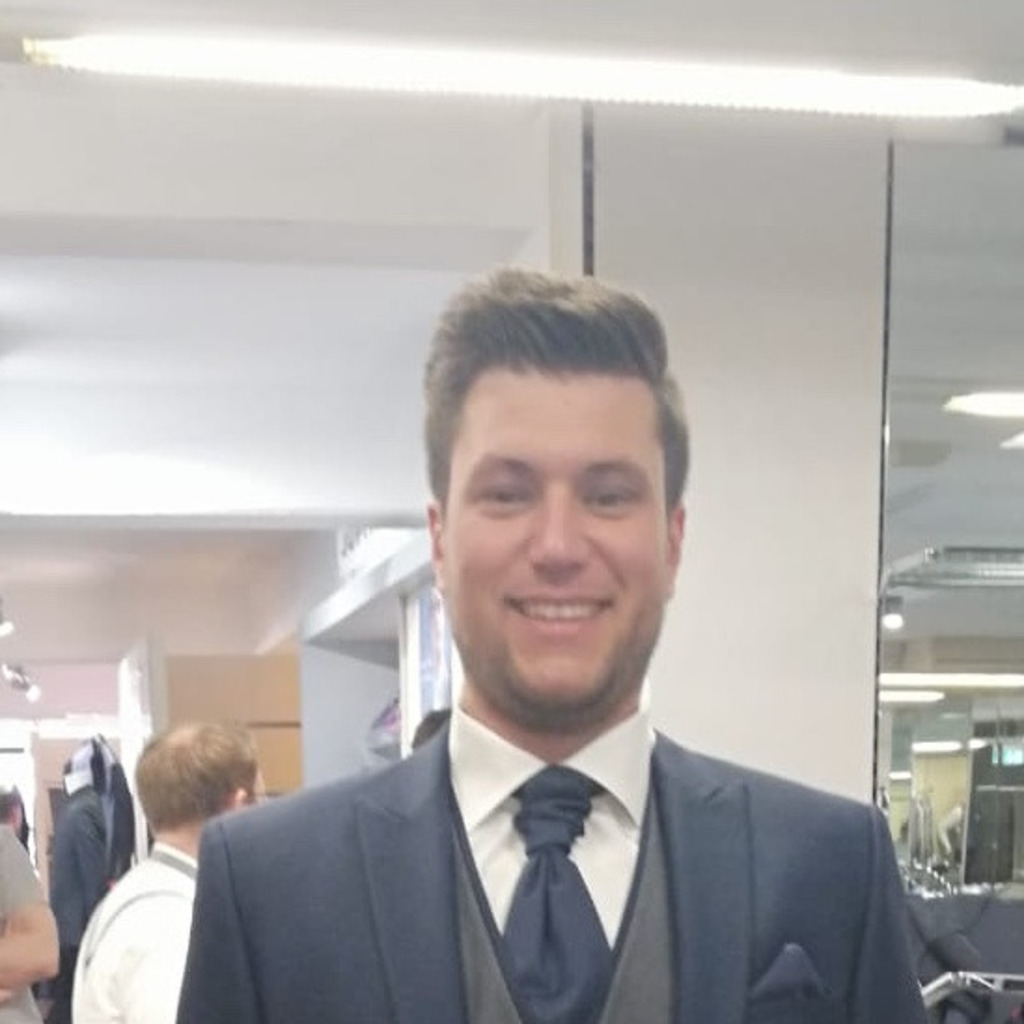 Dominik Kröll Großhandelskaufmann Gebr. Kinzer oHG XING