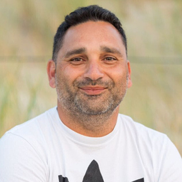 Adnan Öztüfekci