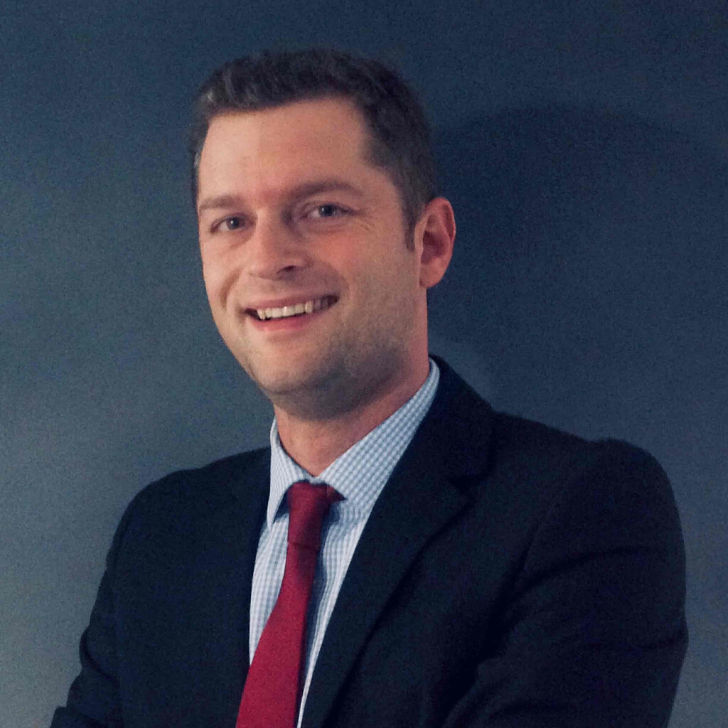 Tobias Bona Abteilungsdirektor Leiter Kunden und Kontenservice