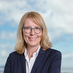 Claudia Engel