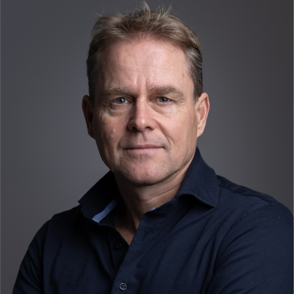 Evert Streurman Senior Sales manager Zens XING