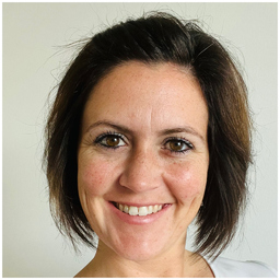Jennifer Kouratzidis