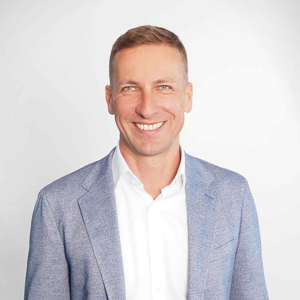 Steffen Reik Richter Vice President Human Resources WKW