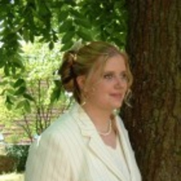 Nicole Lang