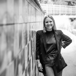 Nadine Ebert