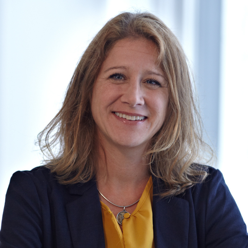Julia Kujawa's Instagram, Twitter & Facebook on IDCrawl