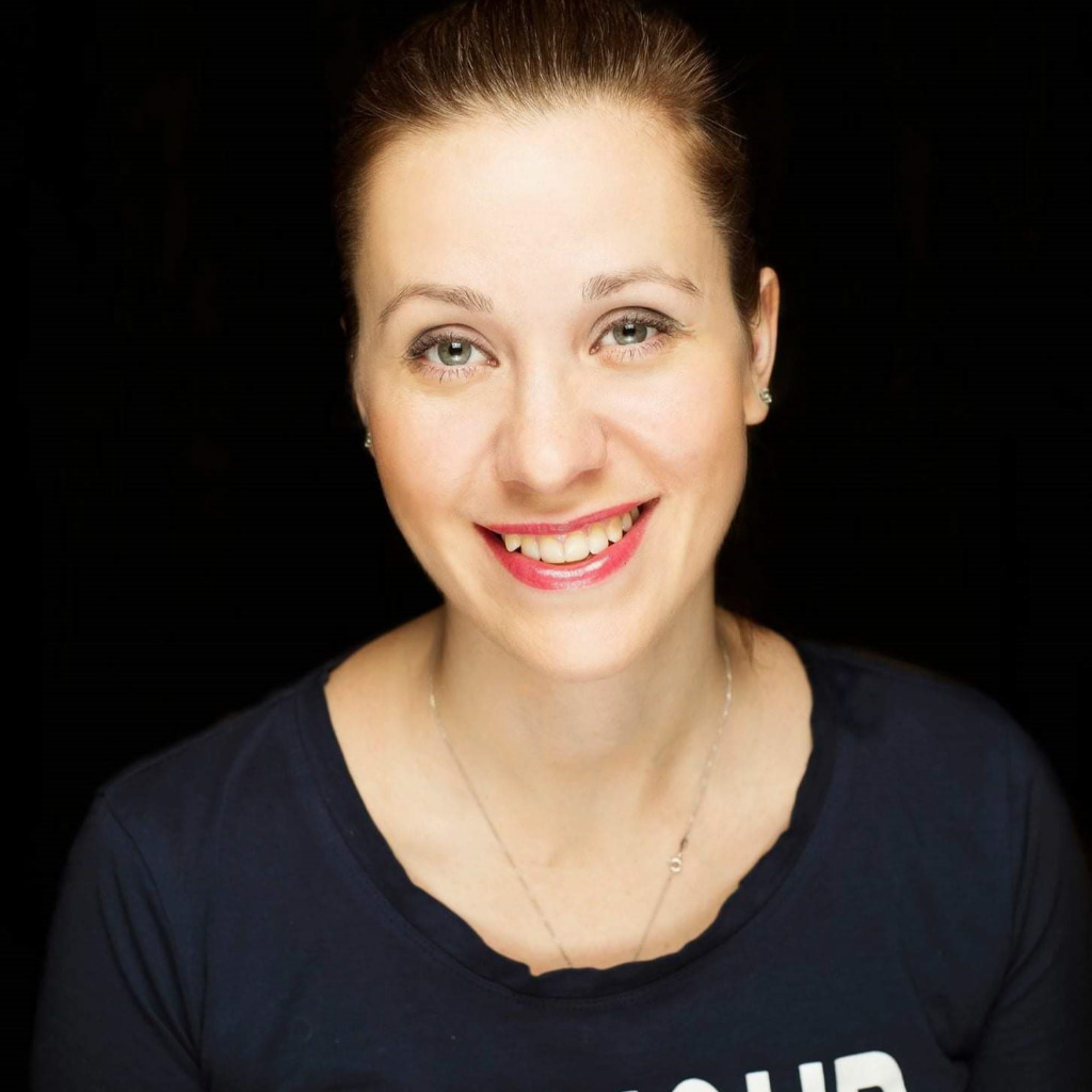 Anna Popova Security and Authorization expert Estée Lauder