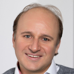 Daniel Kuhn