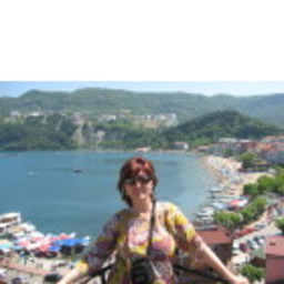 Esrin Özer