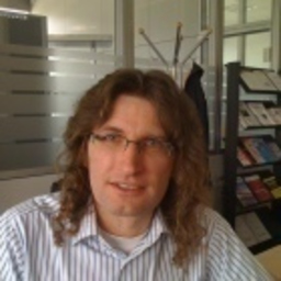 Dominik Hübner