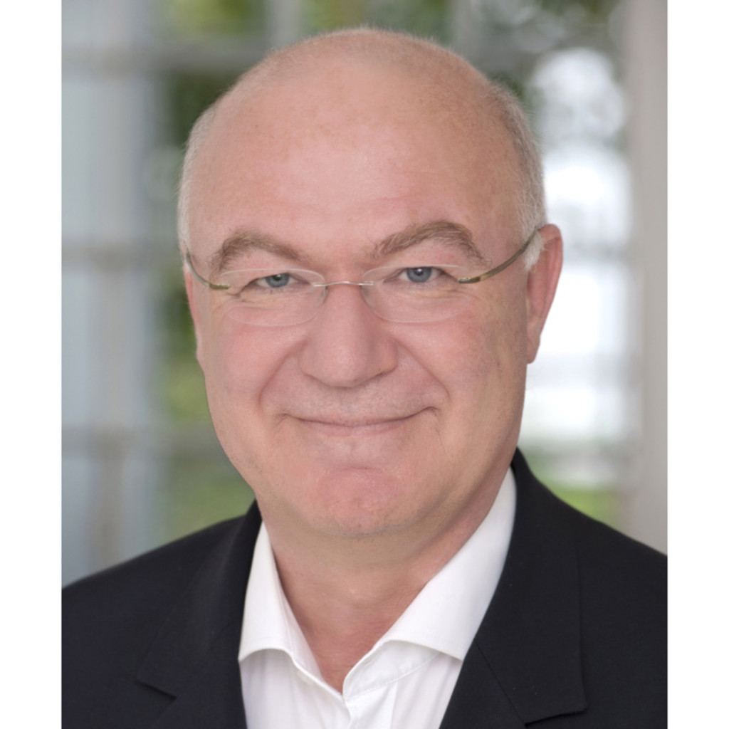 Dr. Peter König Managing Partner delta management consulting XING