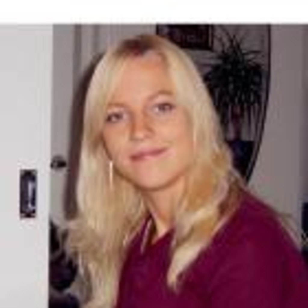 Hanna Hovi Project Manager, Human Resources Multiprint Oy XING