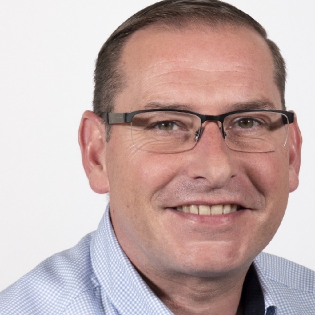 Giuseppe Di Gianni Head of Manufacturing Agathon AG XING