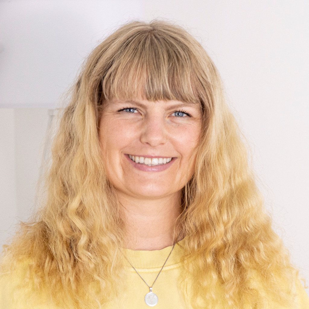 Julia Lang - Co-Founder   Co-CEO - InnoNature | XING