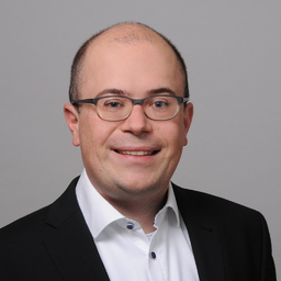 Dr. Matthias Hiller
