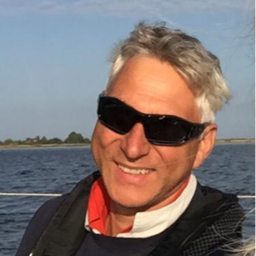 Dr. Ralf von der Bank