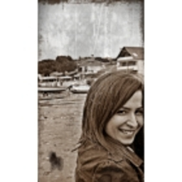 Yasemin Genc