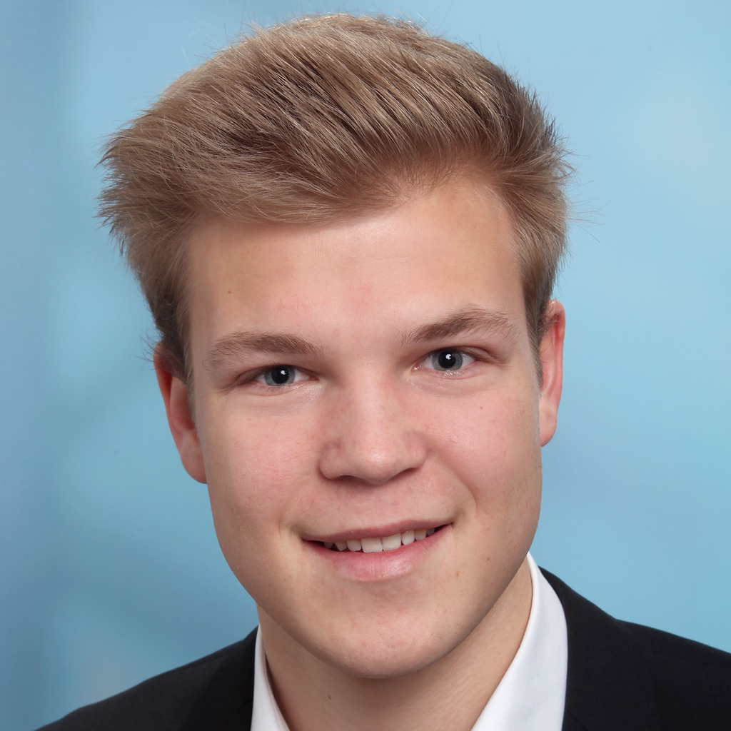 Felix von Mallinckrodt Bachelorand IABG XING