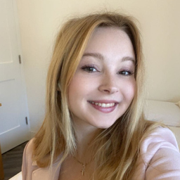 Alina Nieraad