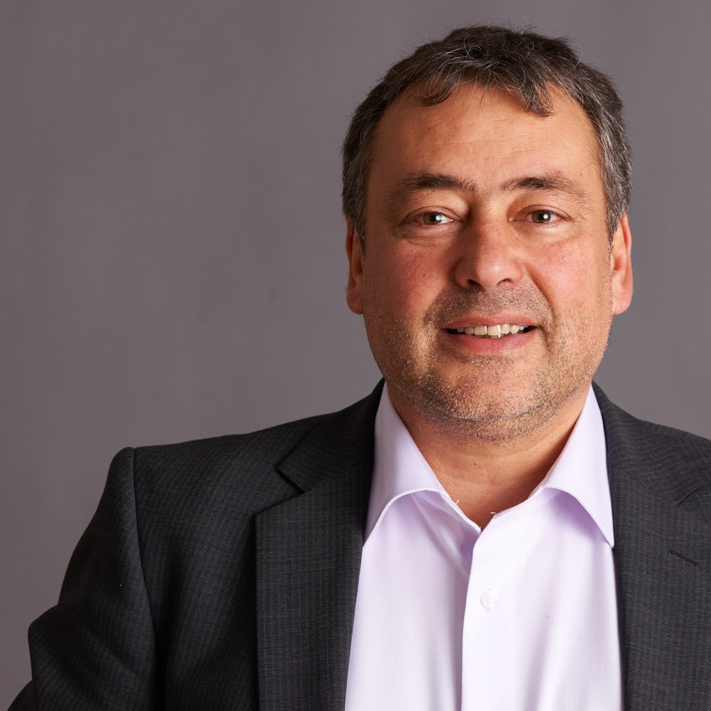 Michael Adams Berater Finanz und Rechnungswesen, Revision