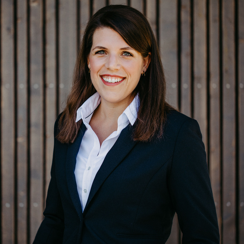 Annika Räsch Auditorin & Fachexpertin DEKRA Certification GmbH XING