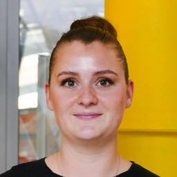 Melanie Kamp